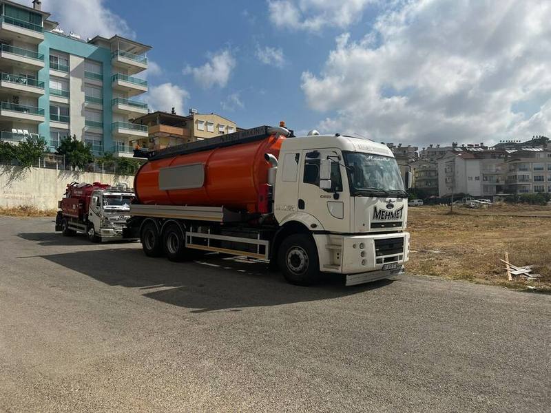 Manavgat Tıkanık Açma büyük kapasiteli foseptik tankeri